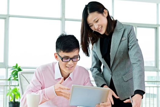 教網(wǎng)課哪個平臺好 如何選擇專業(yè)靠譜的平臺