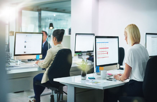 老師用什么在線(xiàn)課堂錄播系統(tǒng)