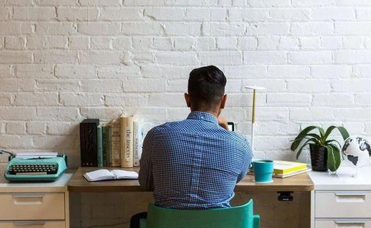 在線企業(yè)培訓(xùn)平臺(tái)